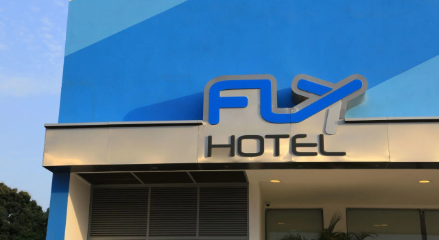 Fly Hotel