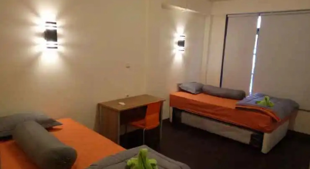 Kinol Homestay, Rezerwuj Hotel Padang Sumatra