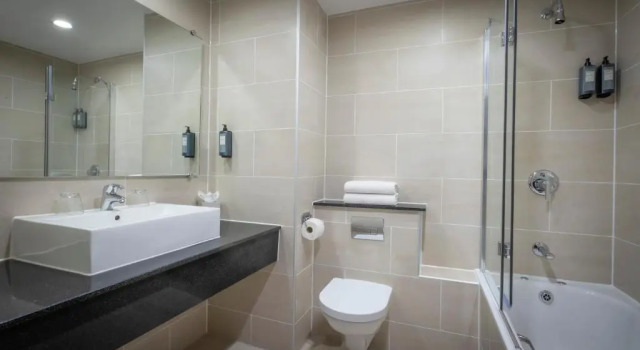 Двухместный номер Standard с балконом Clayton Hotel Cork City