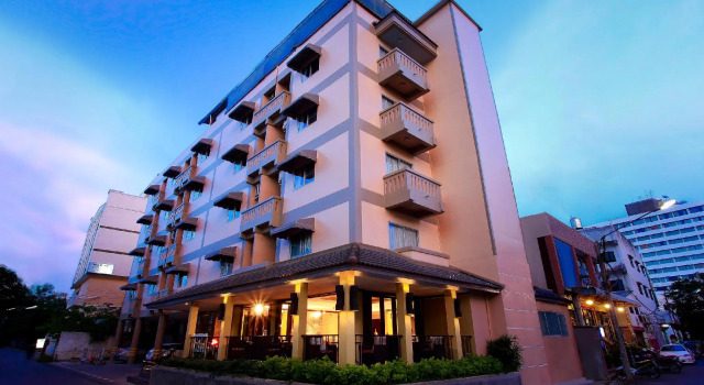People Place Classic Hotel, Забронировать Отель Чанг Клан Чиангмай