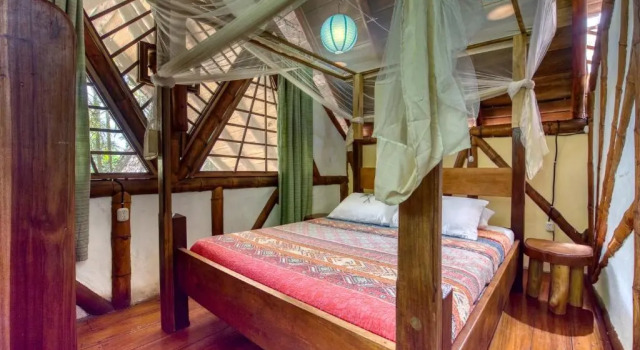 Tree House Lodge, Varaa Huoneisto Cocles Limon