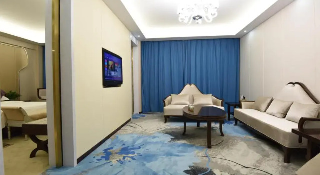 Люкс Fu Hua International Hotel Dunhuang