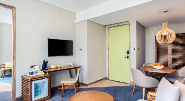 Номер Standard Mercure Jakarta Pantai Indah Kapuk