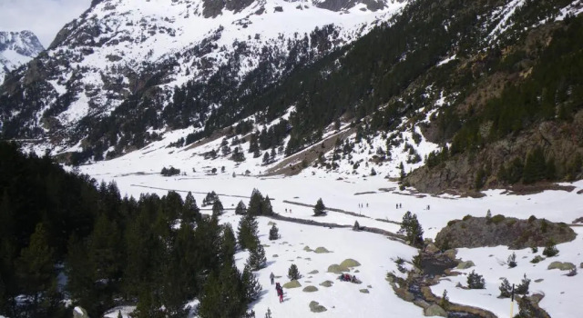 Апартаменты Apartamento La Benasquita