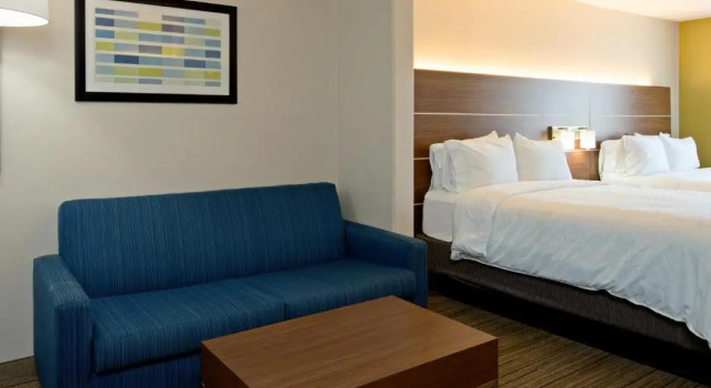 Двухместный люкс Holiday Inn Express Fresno South by IHG