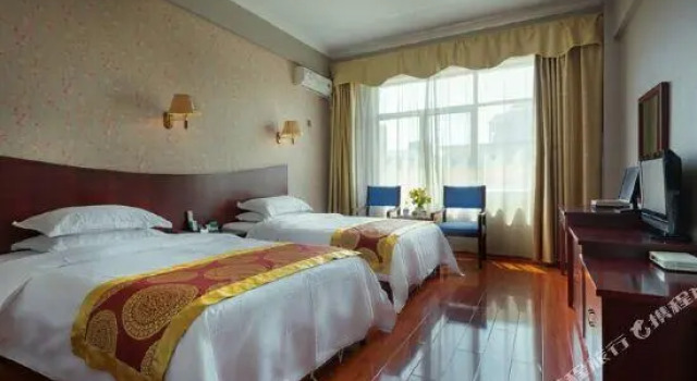 Pu'er Tianyi Hotel, Rezerwuj Hotel Pu'er Yunnan