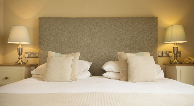 The Old Custom House, Book Pension Padstow Cornwall
