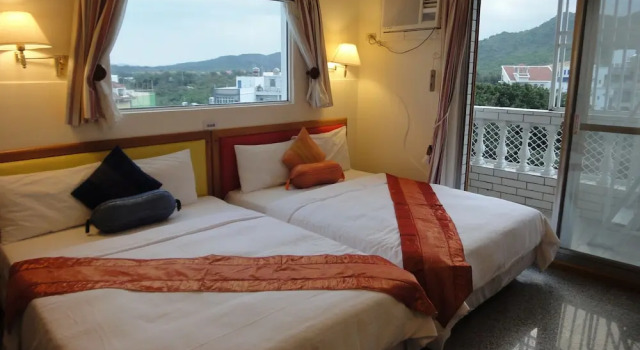Четырёхместный номер Standard с видом на горы Formost Hotel