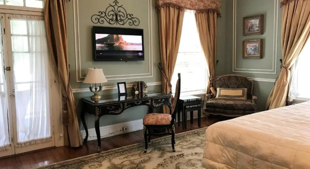 Двухместный номер Deluxe с видом на сад Historic Michabelle Inn