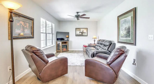 Апартаменты Walk to Dtwn Show Low: Townhome w/ Balcony