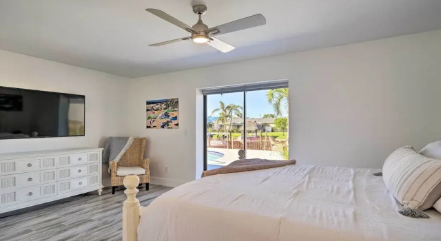 Swim, Fish & Boat: Beachy Home in Cape Coral!