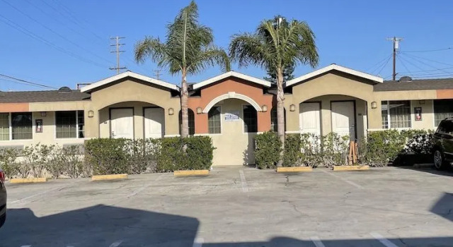 Villa Inn & Suites