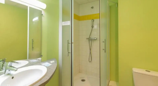 Трёхместный номер Standard с красивым видом из окна Pressoir Hôtel