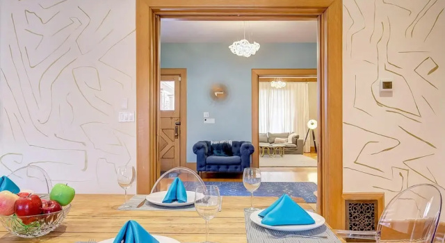 Stunning Modern Home, Prime Location Sleeps 15, Забронировать Отель Отели Денвера 4 звезды, рядом с Бейсбольный стадион «Курс-филд», 4*