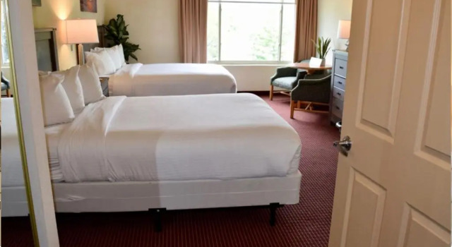 Четырёхместный номер Standard с видом на парк Harbor Shores on Lake Geneva