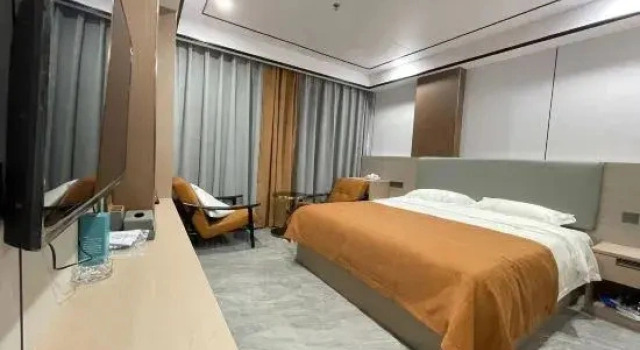 Люкс Deluxe Red Arrow Holiday Inn