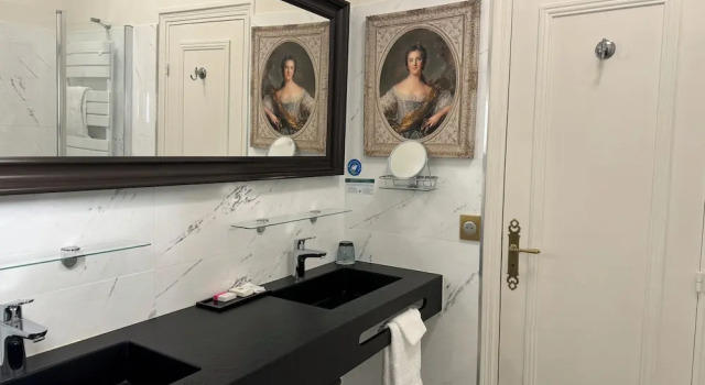Люкс Napoléon Chateau Le Prieuré Saumur - La Maison Younan