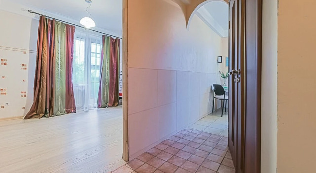 FlatHome24 on Tovarishcheskiy 26, Rezervovat Hotel Nevskiy district Petrohrad, poblíž Ulitsa Dybenko Metro Station