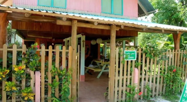 Hostel Las Mariposas, Rezerwuj Hostel Samara Guanacaste