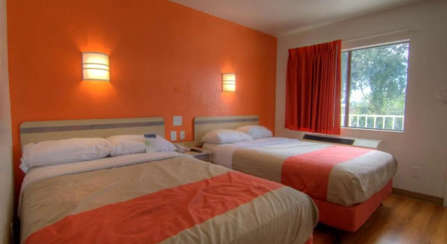 Четырёхместный номер Standard Motel 6-Orlando, FL - Winter Park