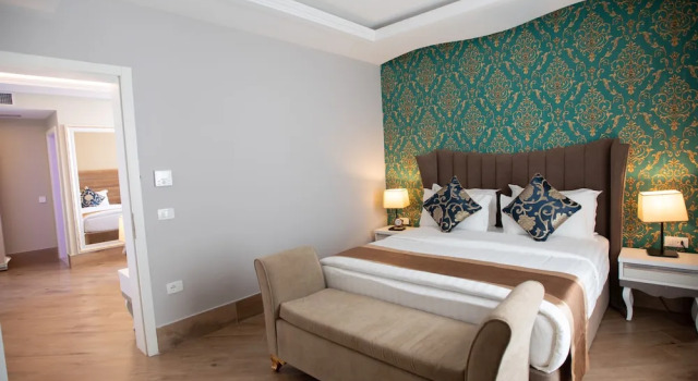 Четырёхместный семейный номер Deluxe с балконом Grand Blue FAFA Resort & Spa