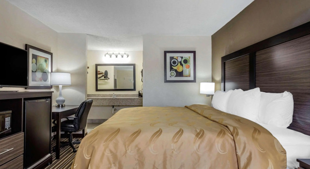 Quality Inn Pinehurst Area, Book Hotel Pinehurst North Carolina