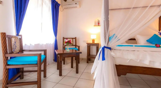 Standardowy dwuosobowy pokój z widokiem na ogród Diani Sea Lodge