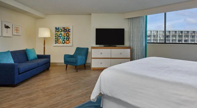 Люкс Executive c 1 комнатой с видом на бассейн Sheraton Resort, Lake Buena Vista Orlando