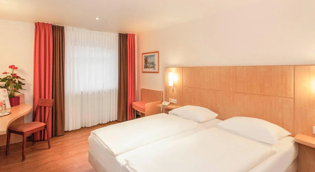 Двухместный номер Superior Friends Hotel Saarbrücken
