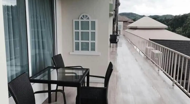 Кровать в общем номере Suan Sai Yok Resort