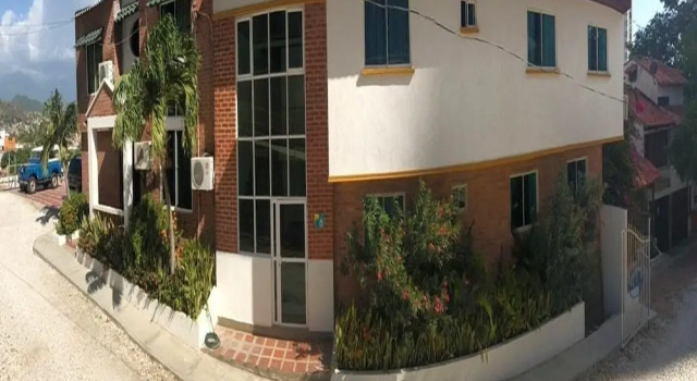 The Accommodation is Located in Santa Marta Rodadero, Prenota Affittacamere Hotel a Magdalena con piscina, Piscina