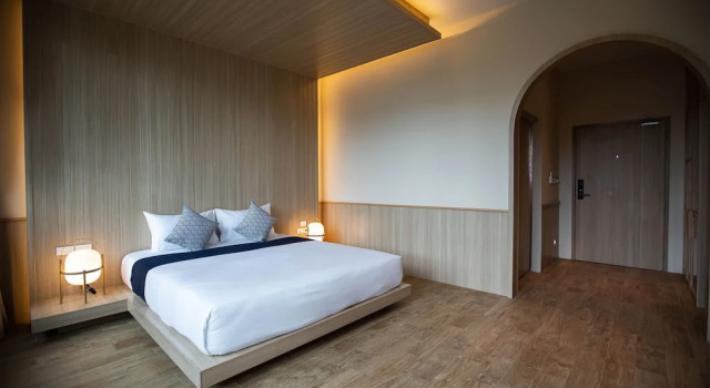 Двухместный семейный номер Standard The Arch Phuket Hotel