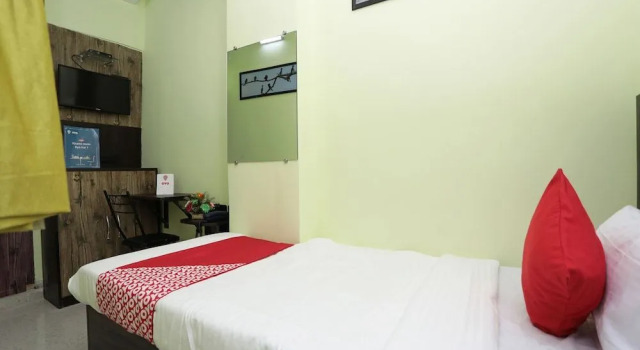 OYO 22297 Hotel 86b