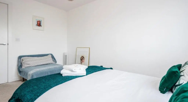 2-bed Apartment Near Basildon Train Station, Забронировать Апартаменты/квартира Базилдон Эссекс