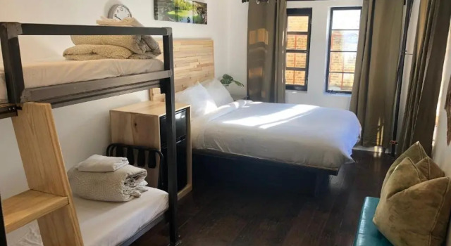 Люкс Пентхаус Firehouse Hostel