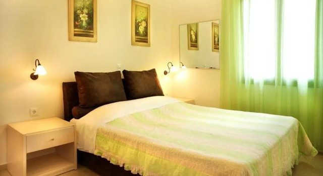 Апартаменты Avra Apartments
