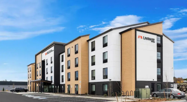 LivAway Suites Tri-Cities-Richland, Забронировать Отель Отели Tri-Cities с парковкой, Парковка