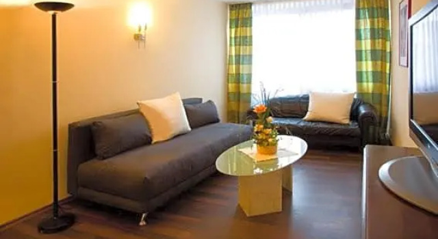 Полулюкс Hotel Haus Krone