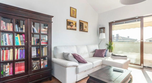 Modern and comfortable apartment near the beach