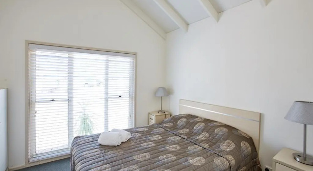 NRMA Canton Beach Holiday Park, Забронировать Кемпинг Токли Central Coast