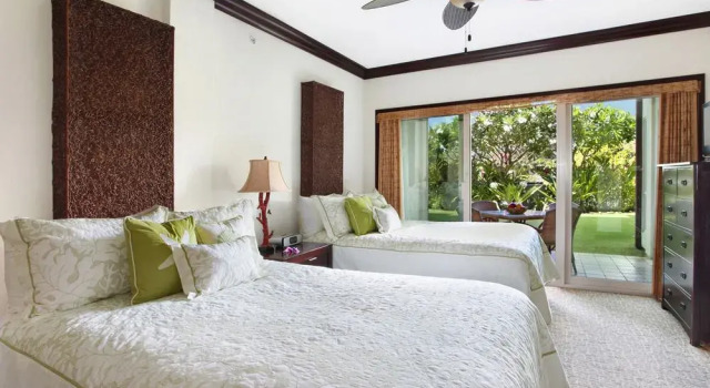 Waipouli Beach Resort H105, Забронировать Курортный отель Отели Капаа с бассейном, Бассейн