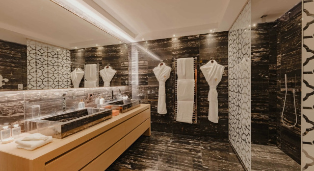 Шале с 4 комнатами Ultima Hotel  Courchevel
