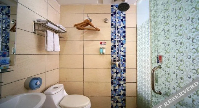 好来登商务酒店(南宁建设路地铁站店), Boek Hotel Nanning Guangxi