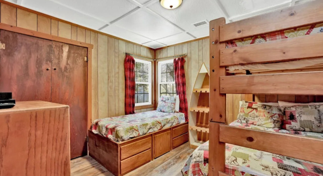 Frank's Old Bear-149 by Big Bear Vacations, Varaa Hotelli Big Bear Lake USA