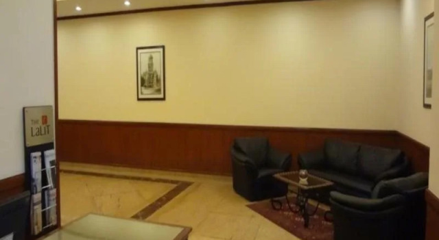 孟买拉利特住宅酒店(The Lalit Residency Mumbai), Varaa Hotelli Hotellit New Delhi uima-altaalla, Uima-allas