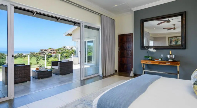 11 On Fairway Villa by Euphoric Leisure, Забронировать Вилла Саутбрум Durban South Coast, рядом с Southbroom Golf Club