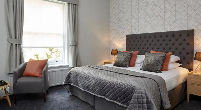 Номер Classic The Royal Hotel