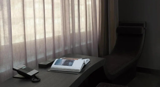 Двухместный номер Deluxe Roomers Frankfurt Central, Autograph Collection