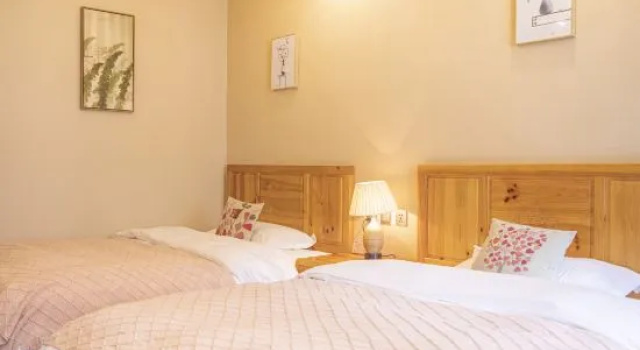 Номер Standard Shangri la Joy Boutique Yododo Inn