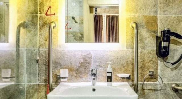 Номер Standard The Mike Hotel by CX Collection